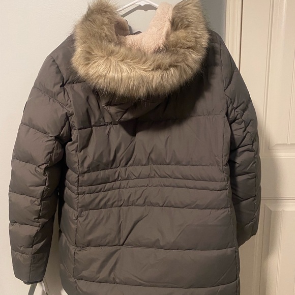 Ralph Lauren Women’s Puffer Coat size XL - Picture 3 of 6
